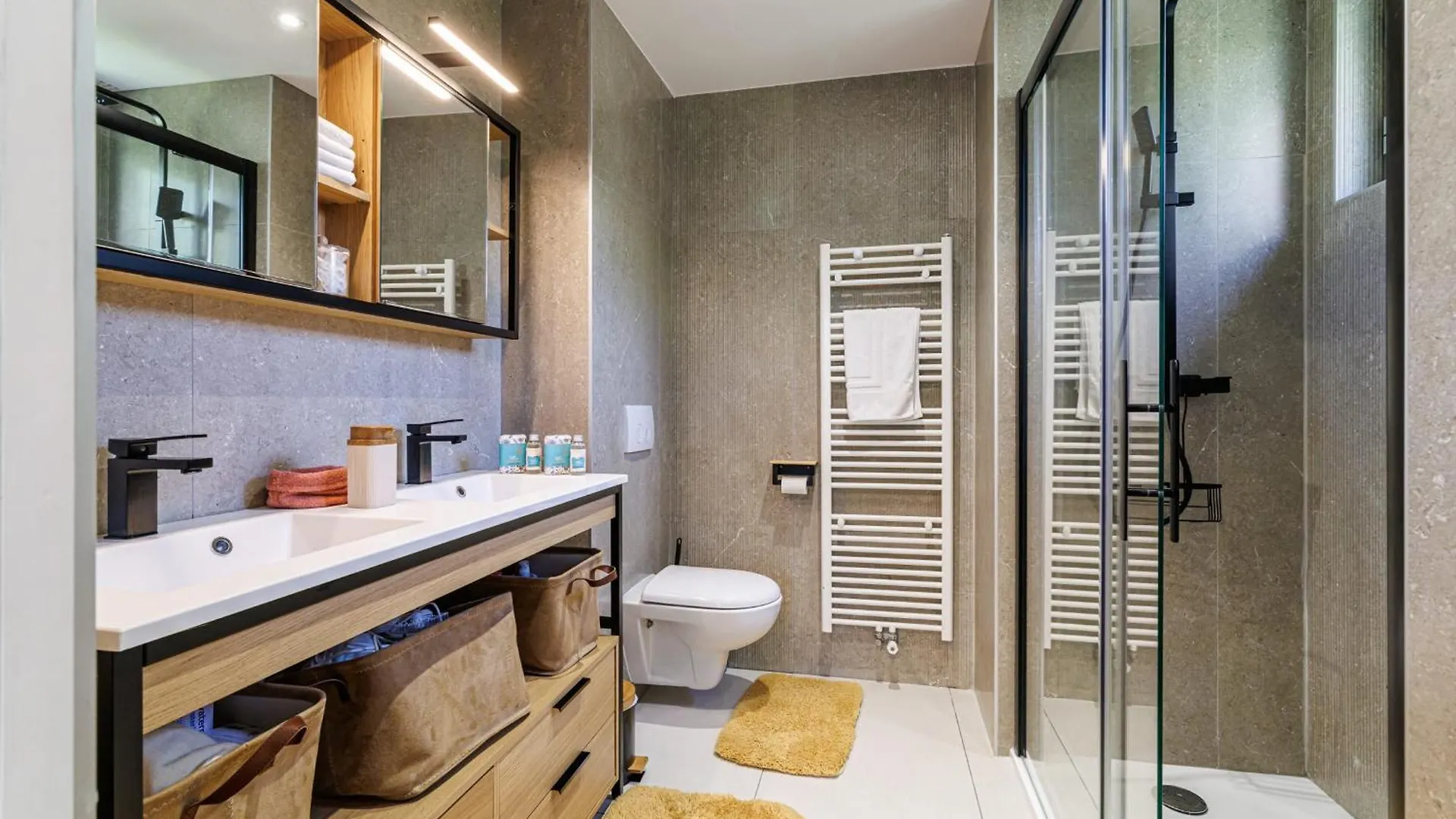 Gairaut - 5 Rooms - Terrass Nice 0*,  France